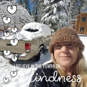 Meet your Posher, Edwina